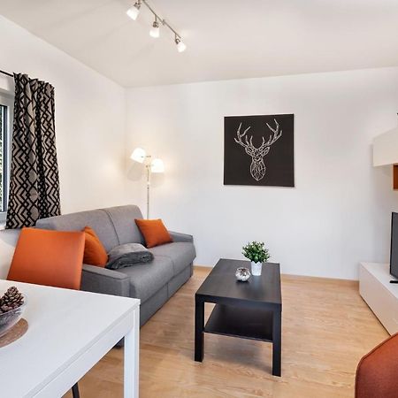 Mozart Top 2 - By Alpen Apartments Zell am See Exteriör bild